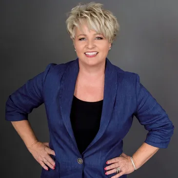 Photo of Marci Metzger